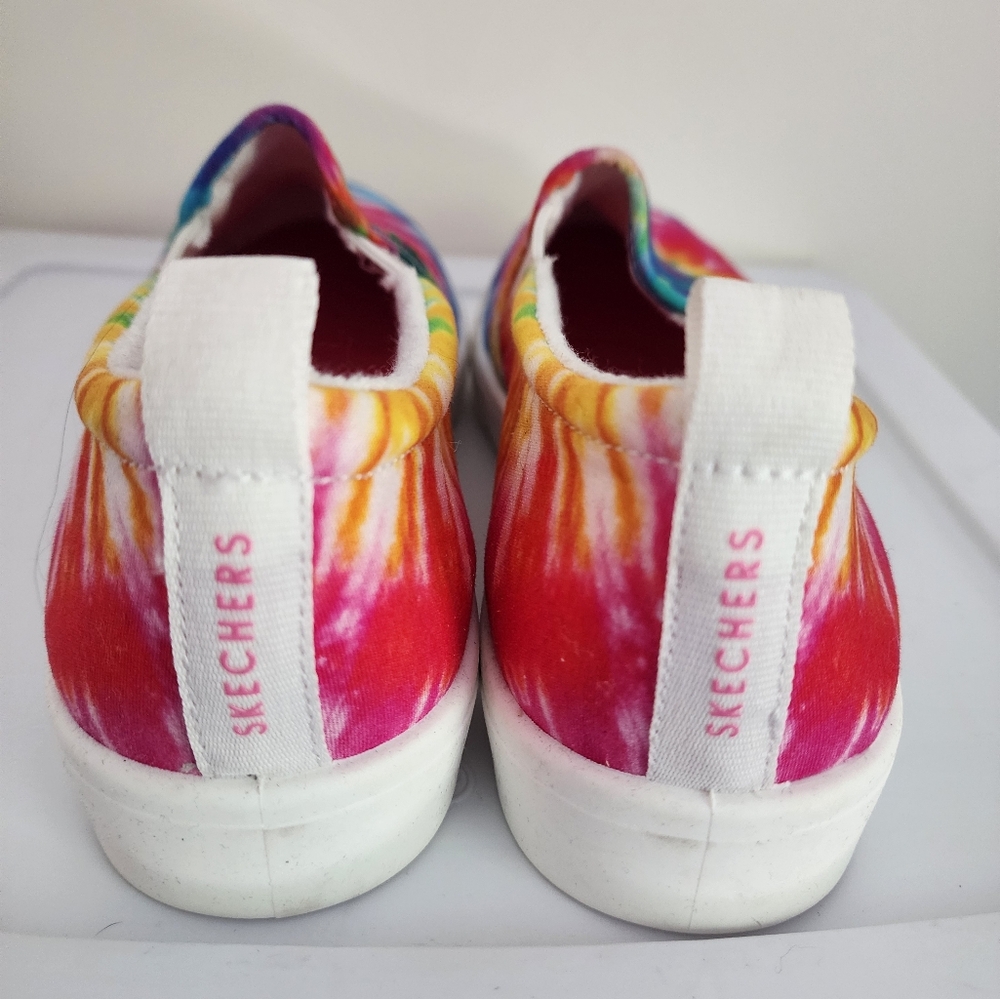 Skechers Vibrant Tie-Dye Slip-On Sneakers In Size 10. New Without Tags. - Picture 3 of 5